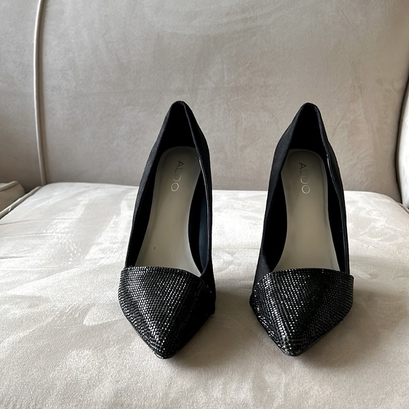 Aldo size 9 Black suede with gem studded toe - Picture 1 of 3